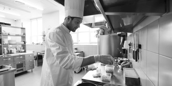 Contratos de Trabajo / Situaciones Irregulares Fuenlabrada · Contrato de Prácticas / Estatuto del Becario